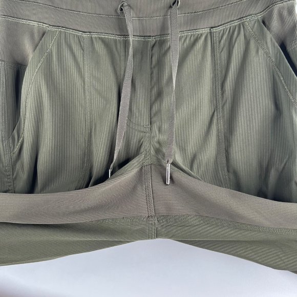 Lululemon Women's Street To Studio Pant II Unlined 28" Pants Size 6 Dark Olive - Picture 6 of 9